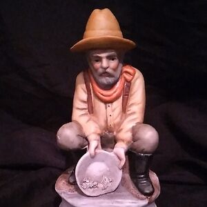 Vintage Gold Miner Porceline/ceramic Figurine (B1)